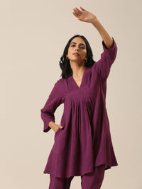Thumbnail for trueBrowns Plum Purple Slub Texture Pleated Co-Ord Set - Distacart