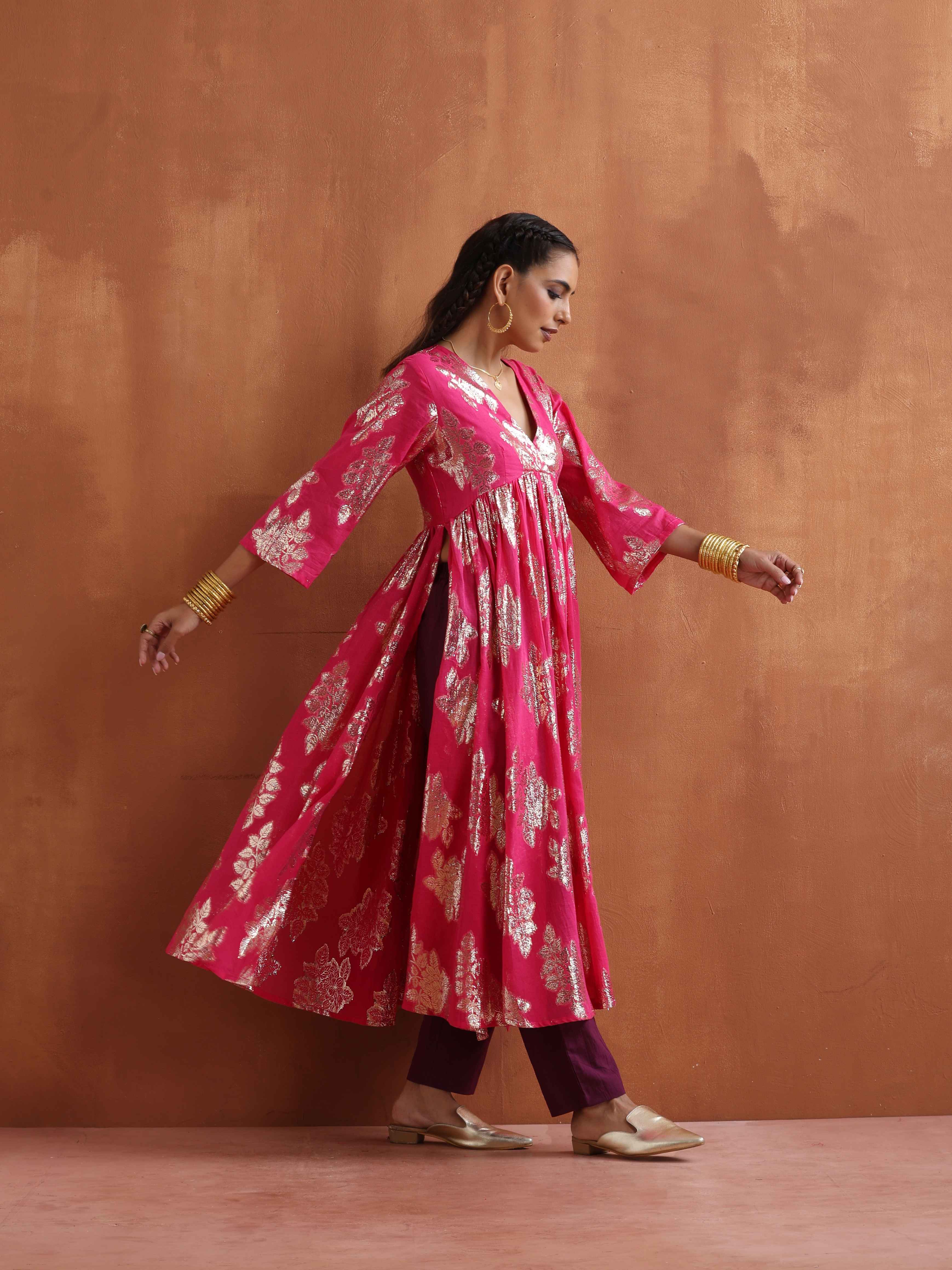 trueBrowns Pink Metallic Flared Anarkali Kurta Set - Distacart