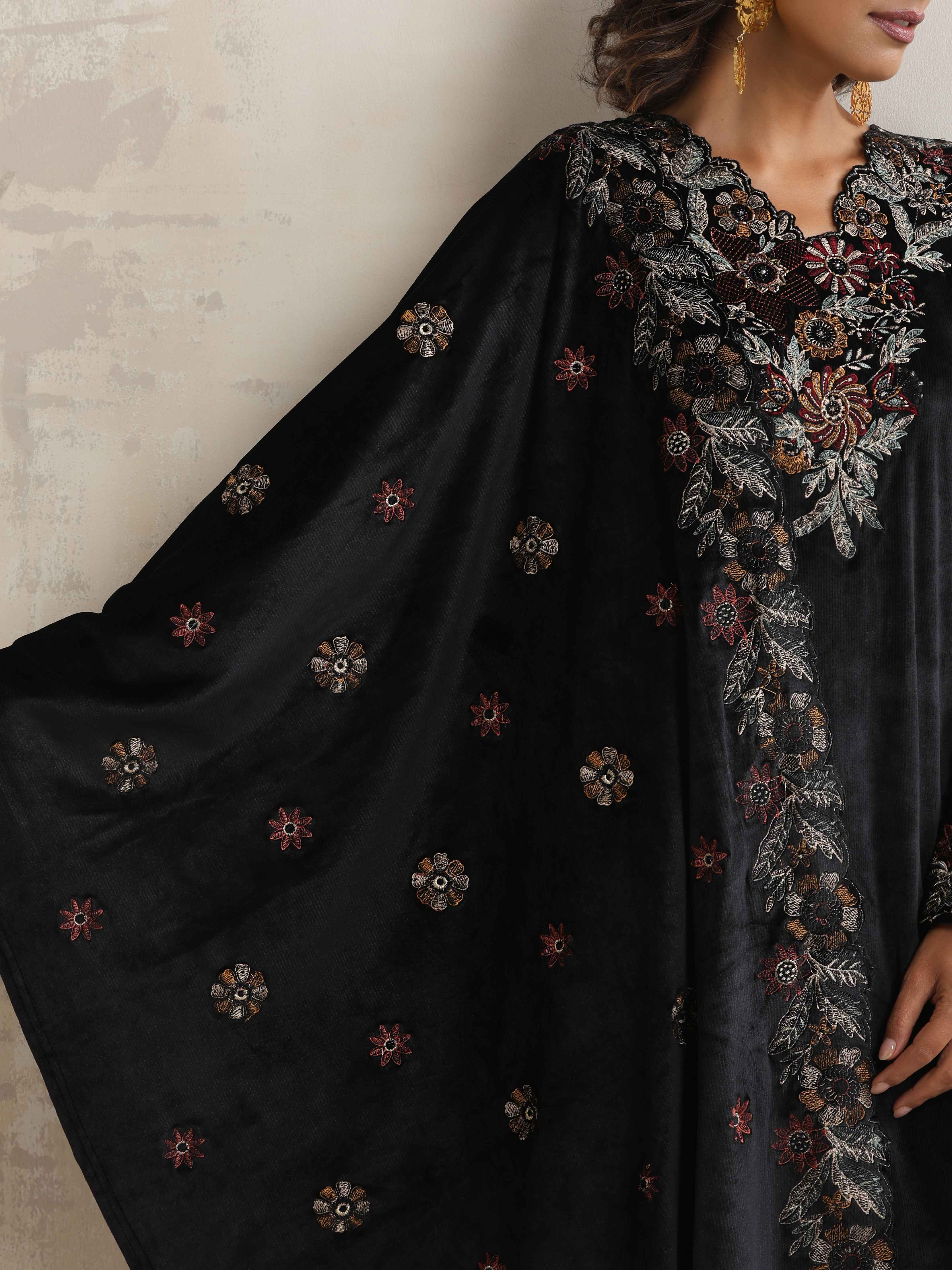 trueBrowns Black Velvet Floral Embroidered Kurta Pant Dupatta Set - Distacart