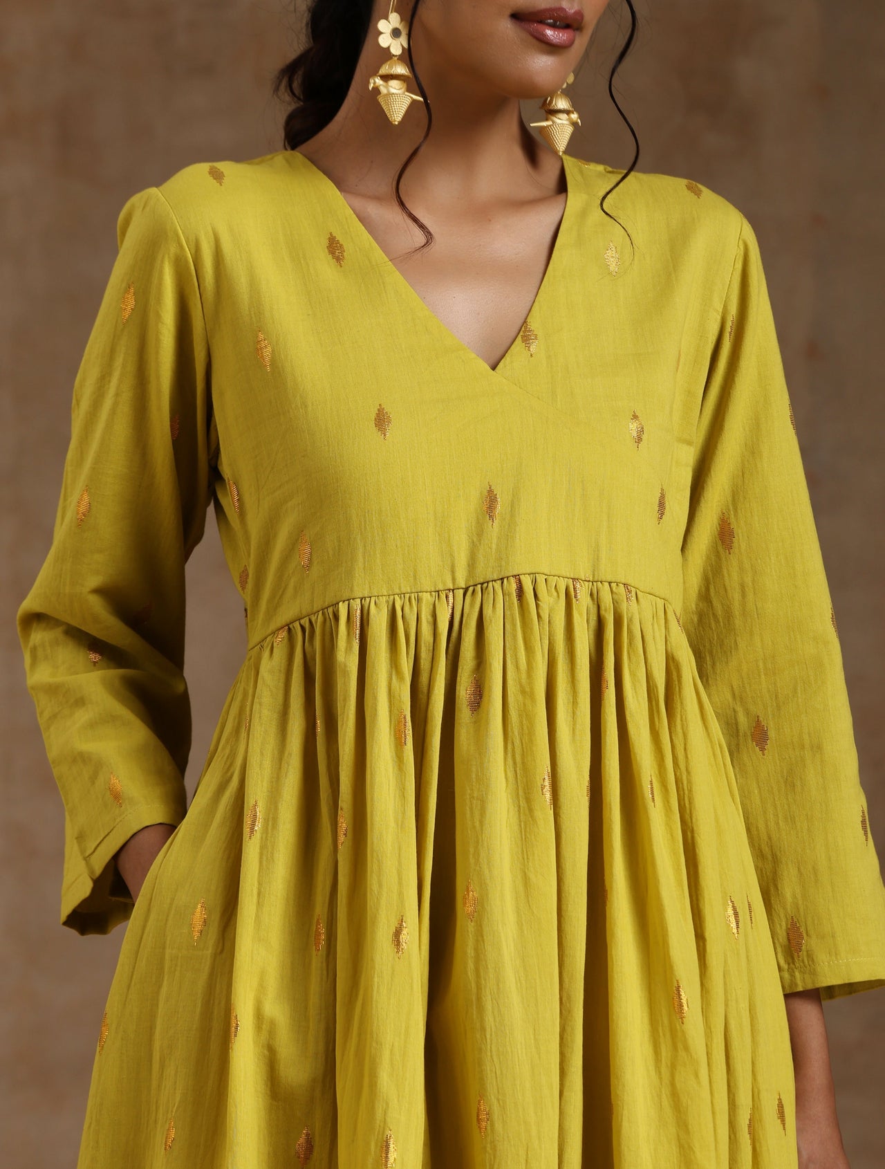 trueBrowns Lime Gold Cotton Kalidar Kurta Set - Distacart