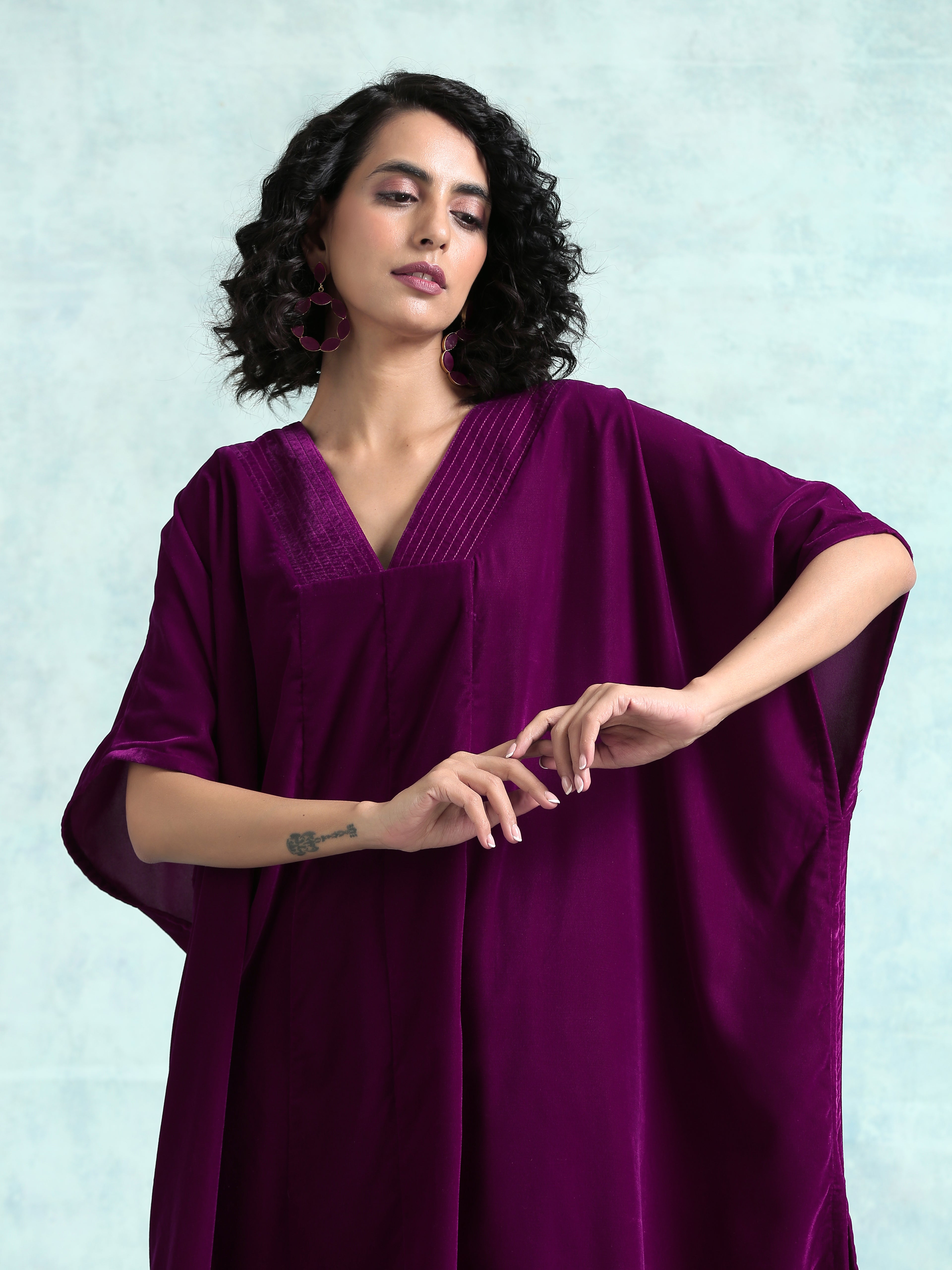 trueBrowns Wine Velvet Kaftan Kurta - Distacart