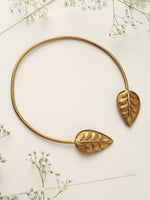 Thumbnail for trueBrowns Brass Leaf Contemporary choker - Distacart