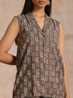 Thumbnail for trueBrowns Clay Dabu Zig-Zag Motifs Print Cotton Sleeveless Jacket Pant Set - Distacart