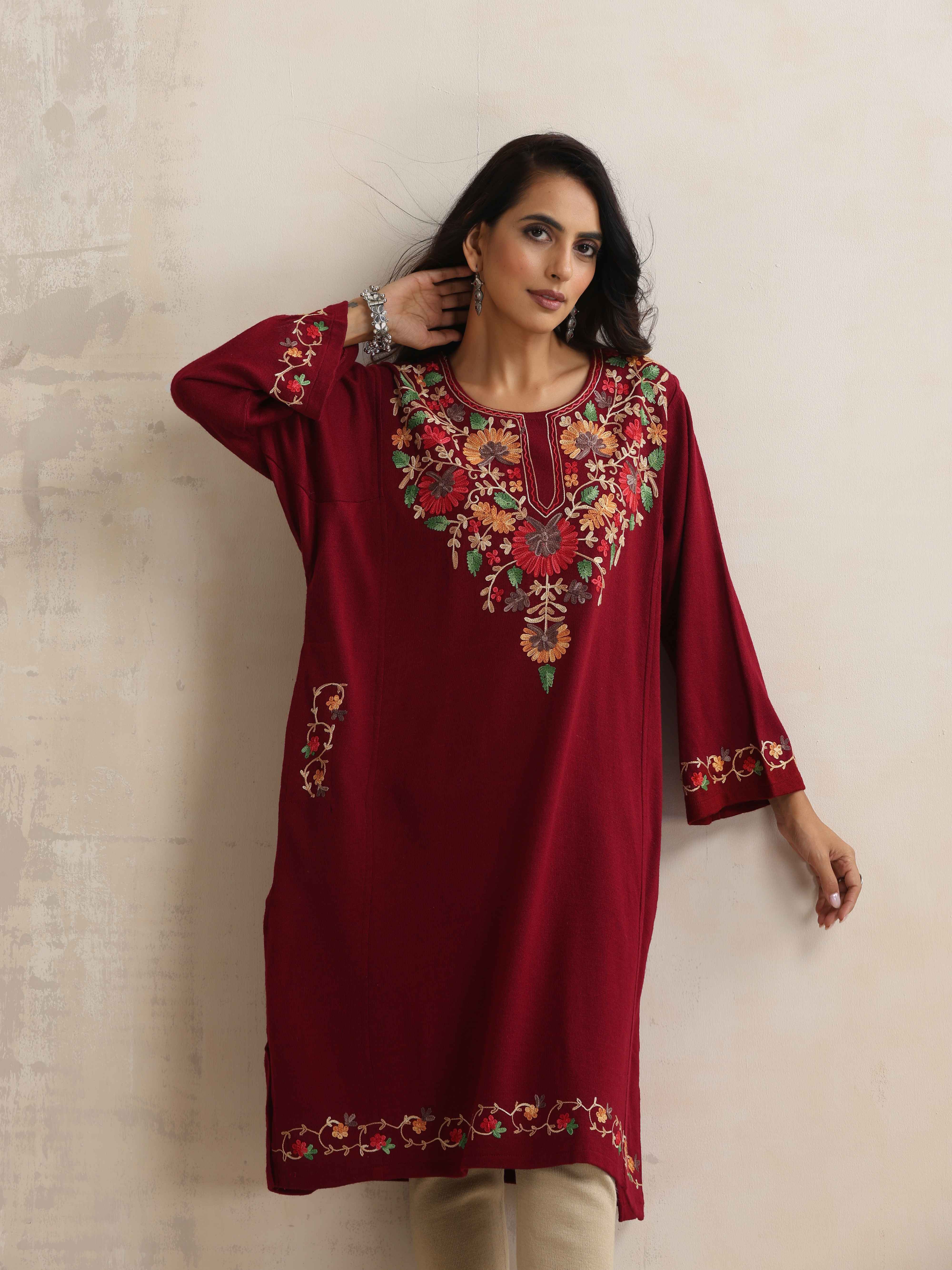 trueBrowns Maroon Kashmiri Floral Embroidered Woollen Phiran Kurta - Distacart