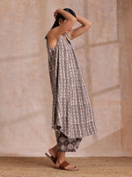 Thumbnail for trueBrowns Clay Dabu Buta Print Cotton Sleeveless Flared Kurta Pant Set - Distacart