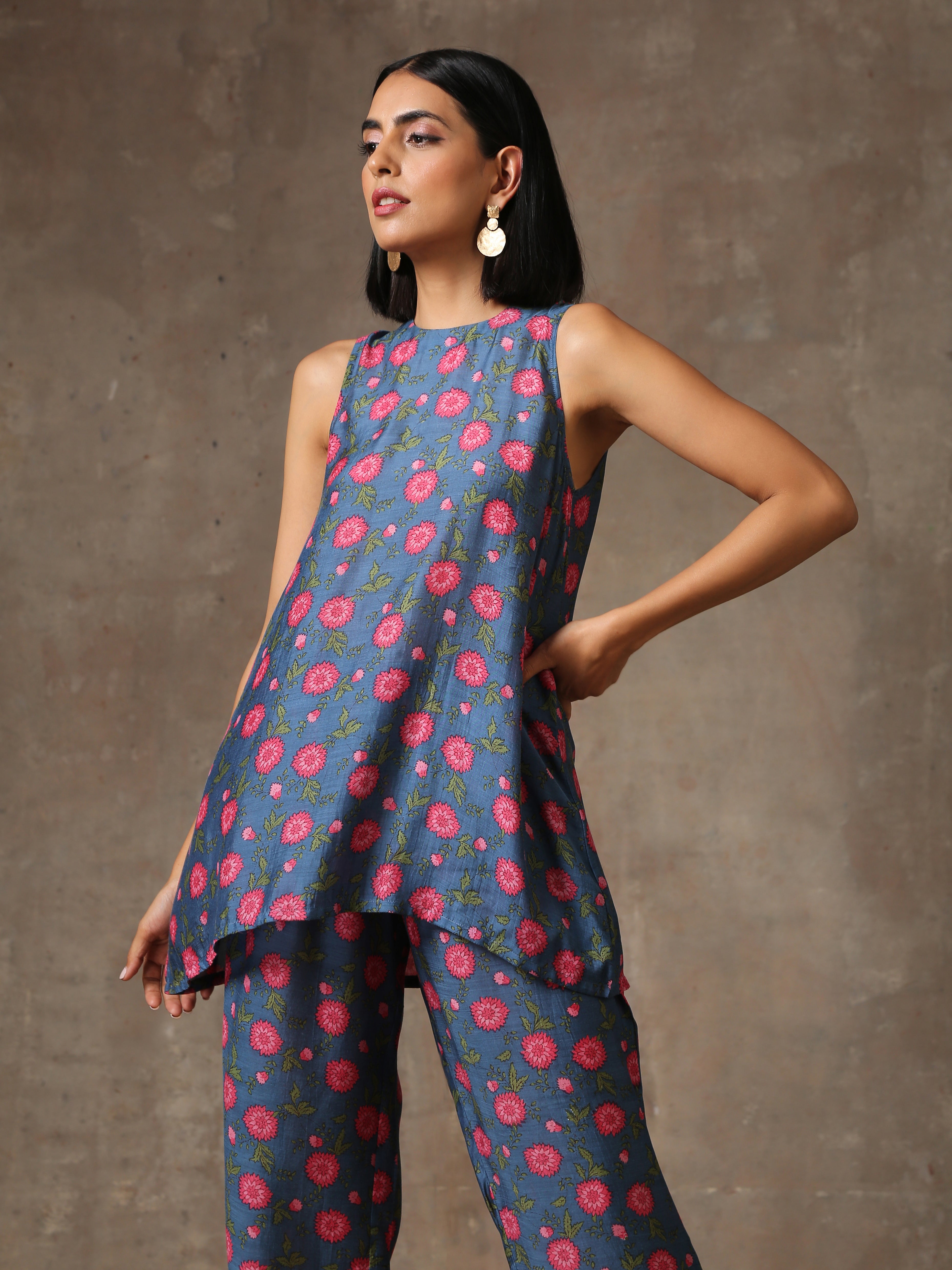 trueBrowns Blue Pink Printed Silk Co-Ord Set - Distacart