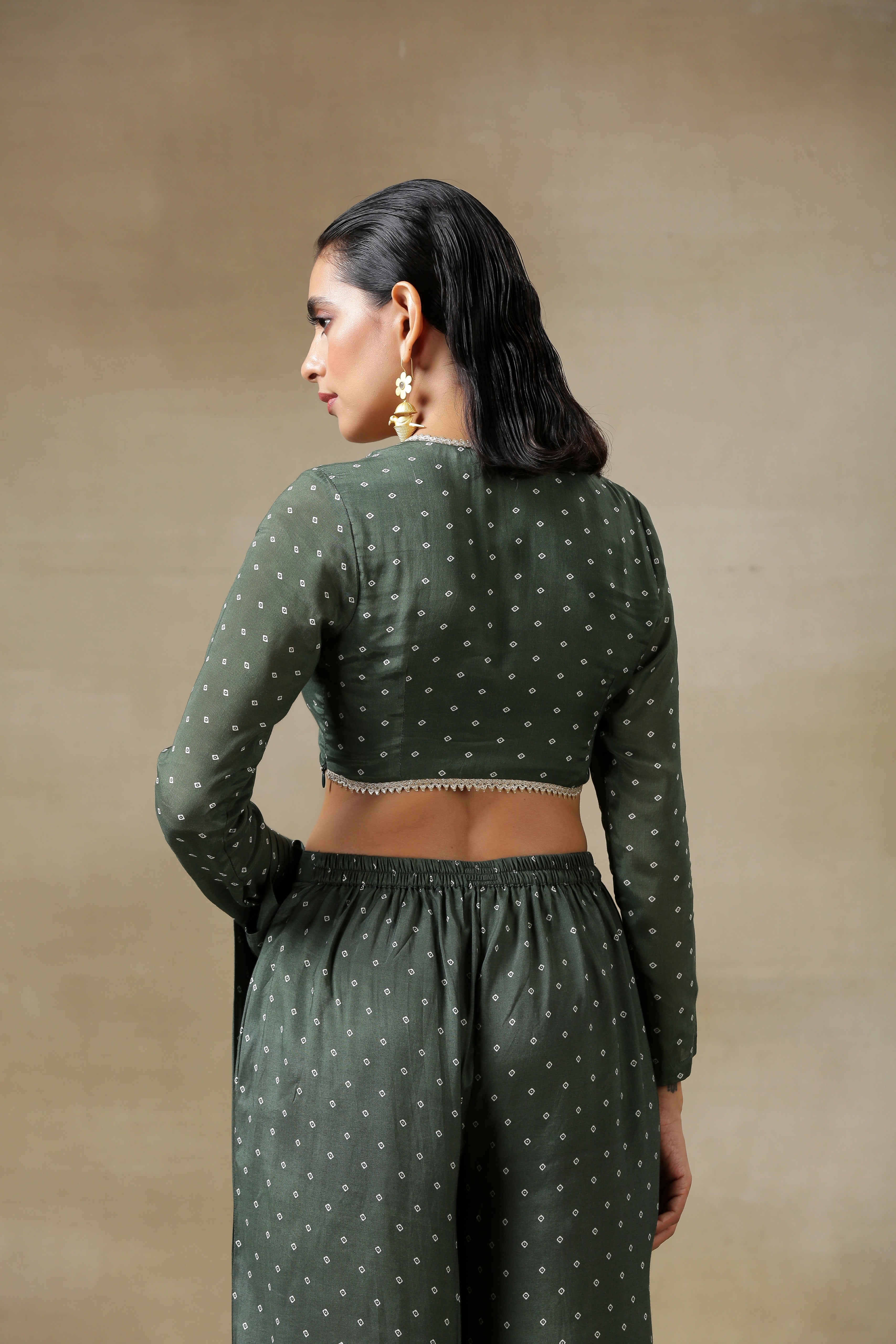 trueBrowns Dark Green Bandhani Printed Silk Full Sleeve Blouse - Distacart