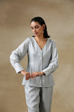 Thumbnail for trueBrowns Grey Bandhani Printed Silk Front Open Short Co-Ord Set - Distacart