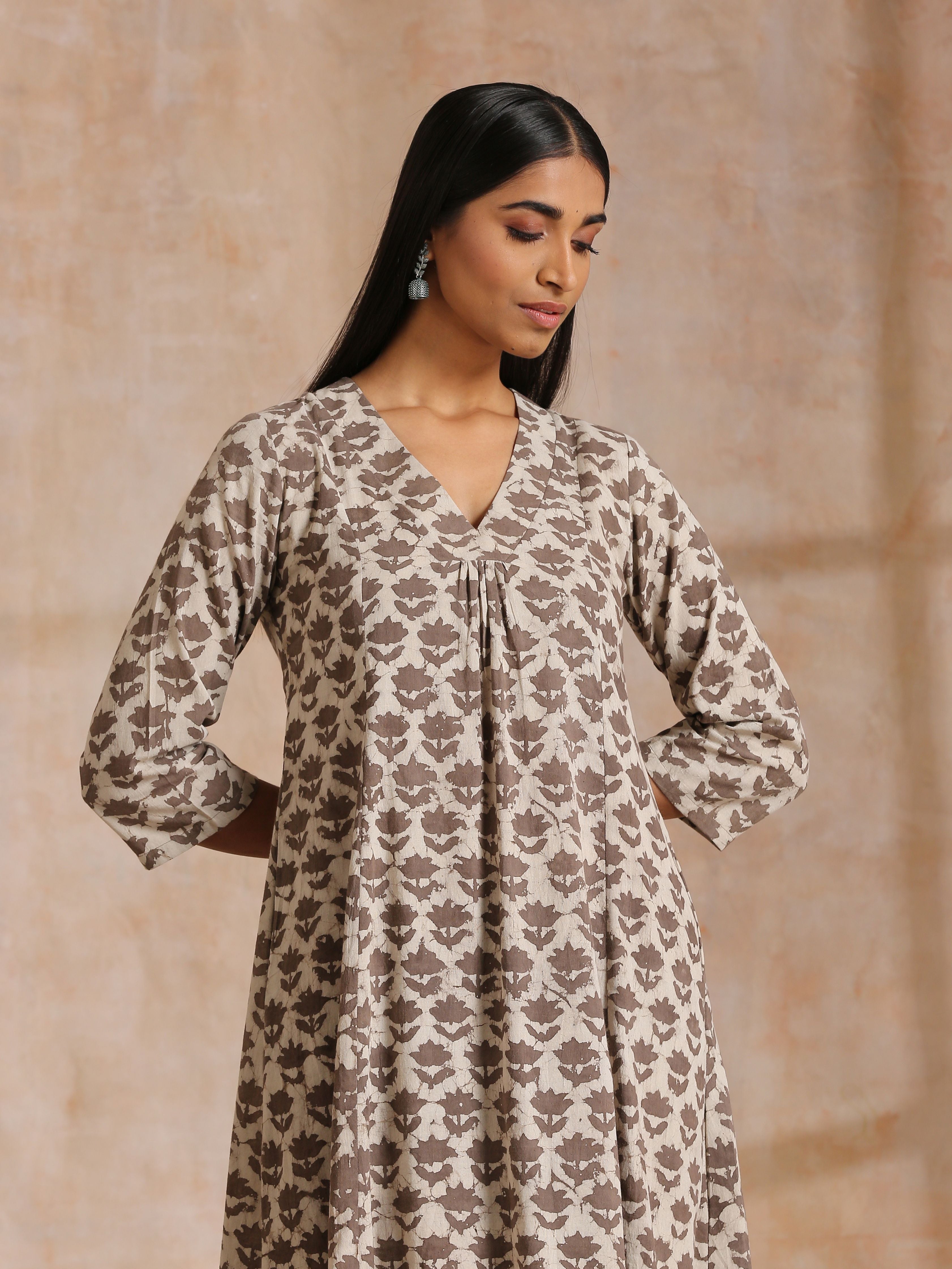 trueBrowns Clay Dabu Buta Print Cotton Front Neck Gathered Kurta Pant Set - Distacart