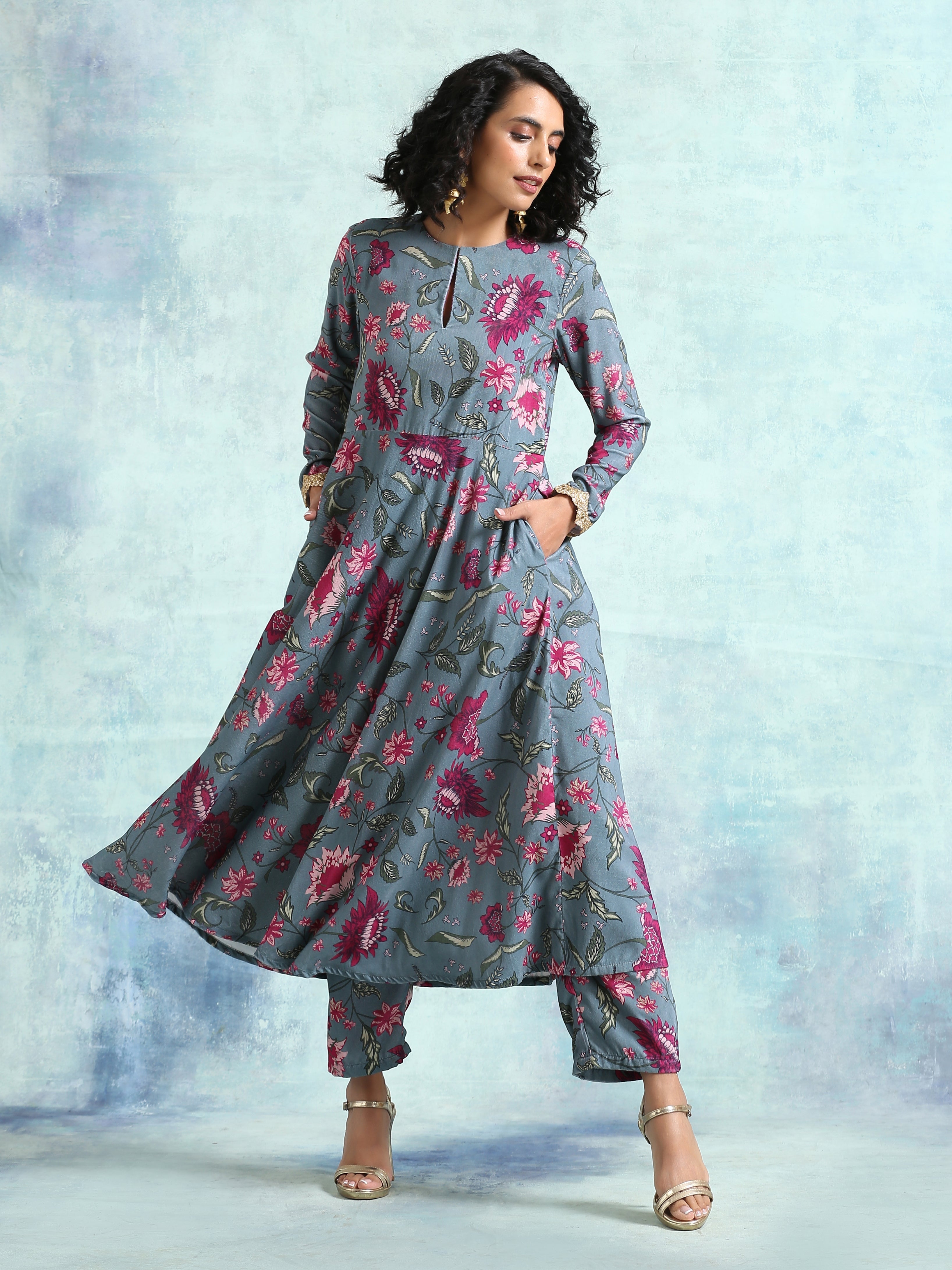trueBrowns Grey Printed Velvet Anarkali Kurta - Distacart