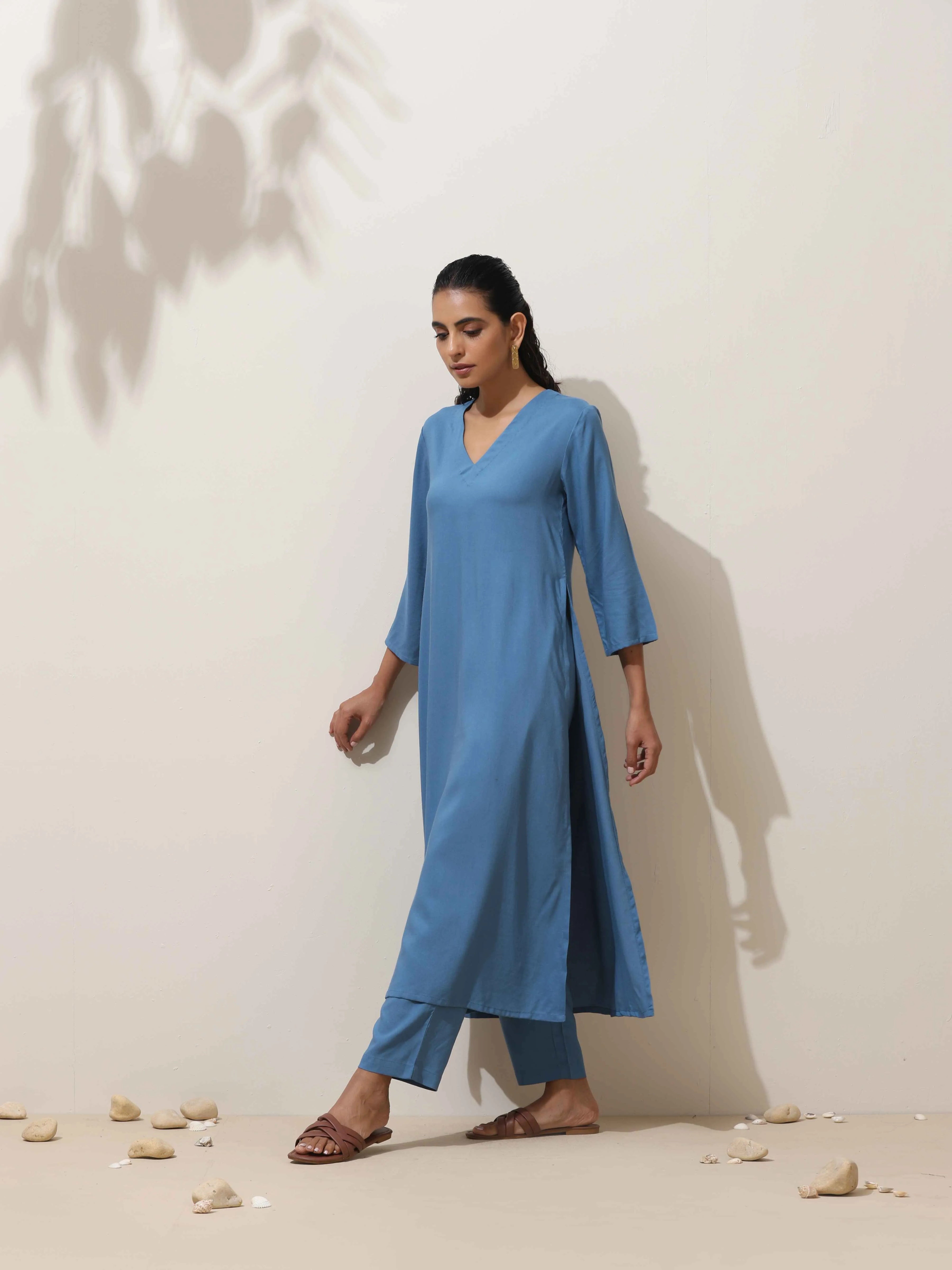 trueBrowns Blue Viscose Kurta Pant Set - Distacart