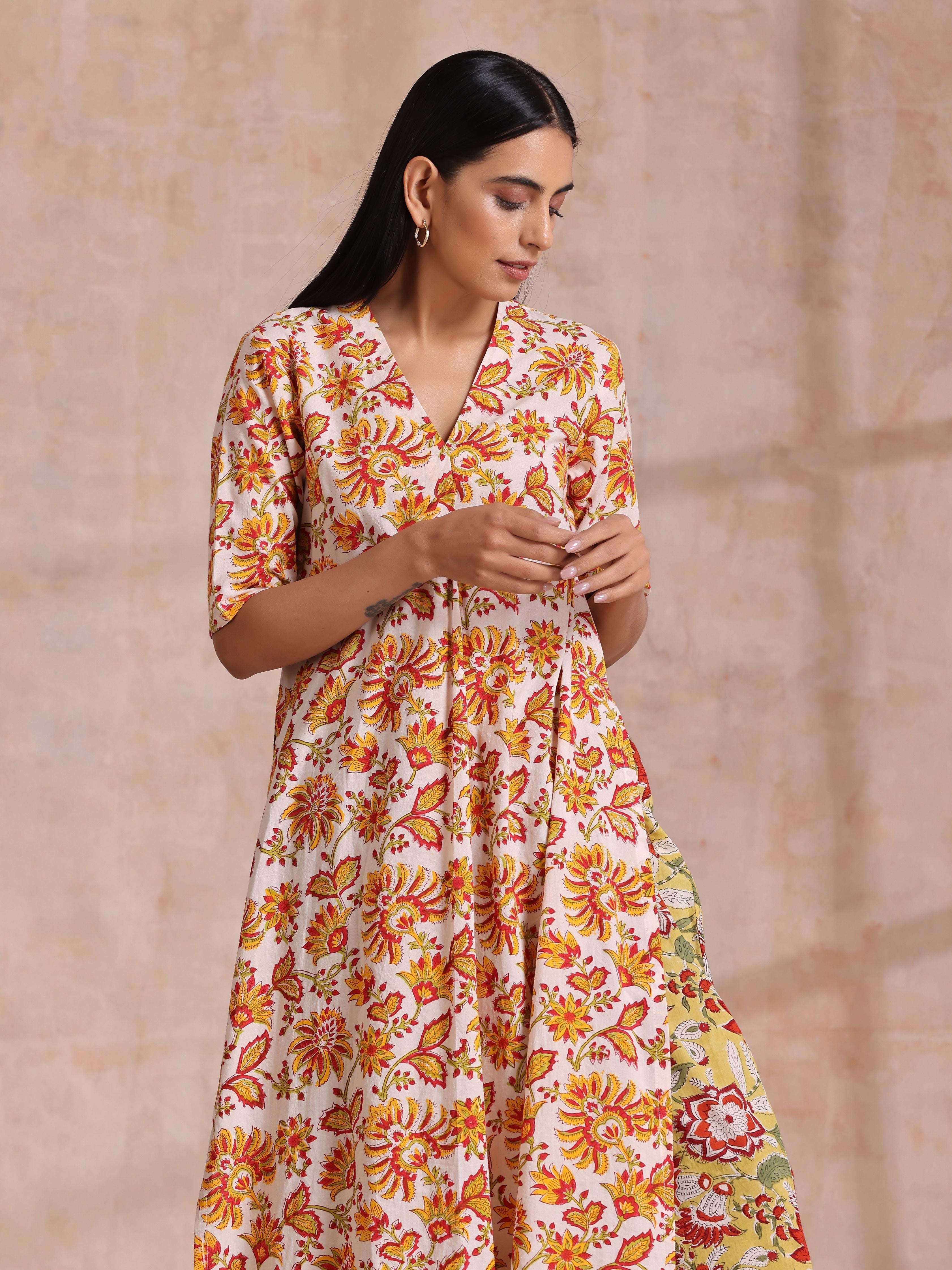 trueBrowns Red Overall Floral On White Cotton Block Print Kurta Pant Set - Distacart