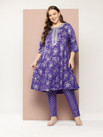 Thumbnail for Sztori Plus Size Floral Printed Yoke Design Kurta with Trousers - Distacart