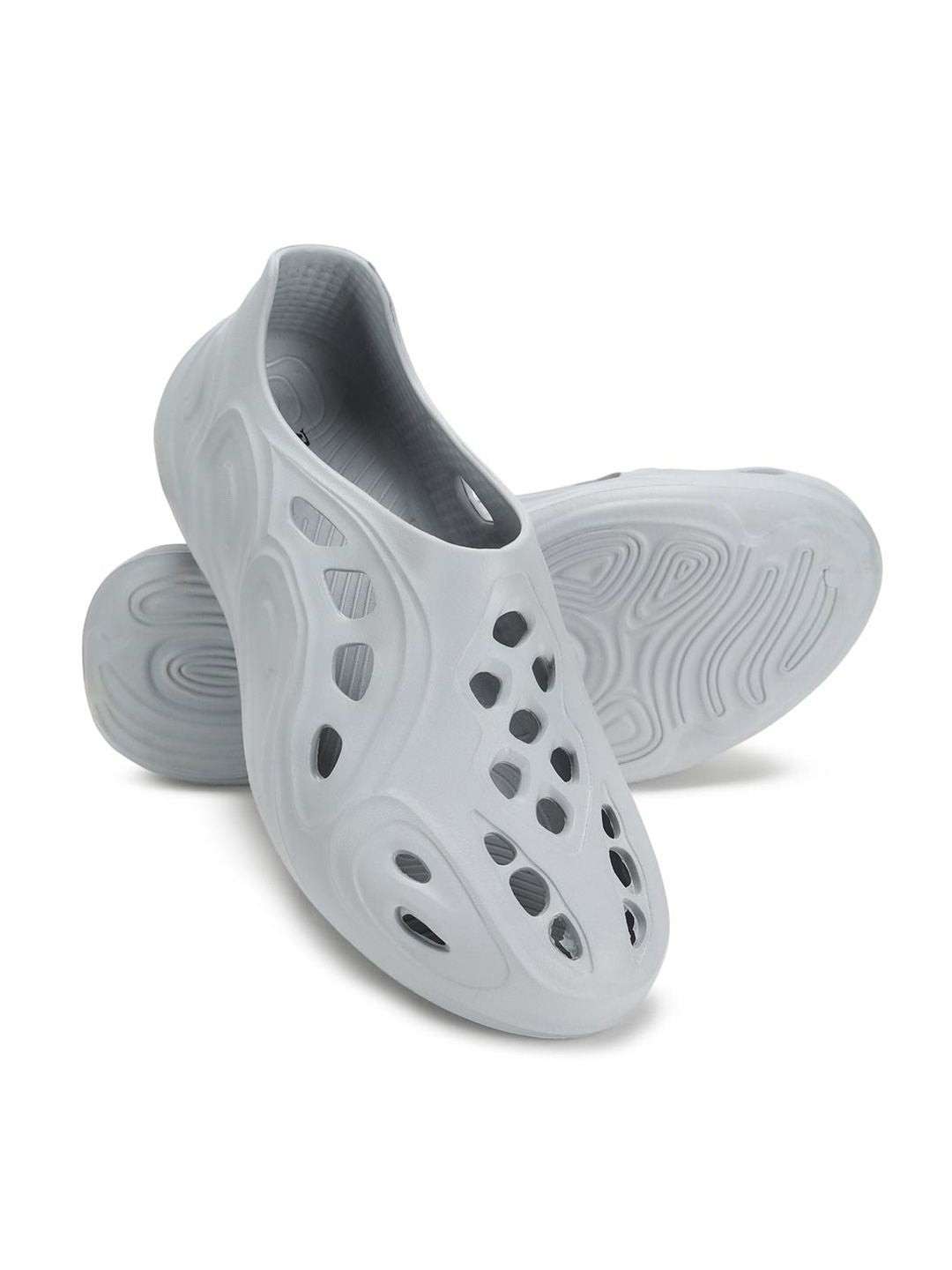 Paragon Men Textured Rubber Clogs