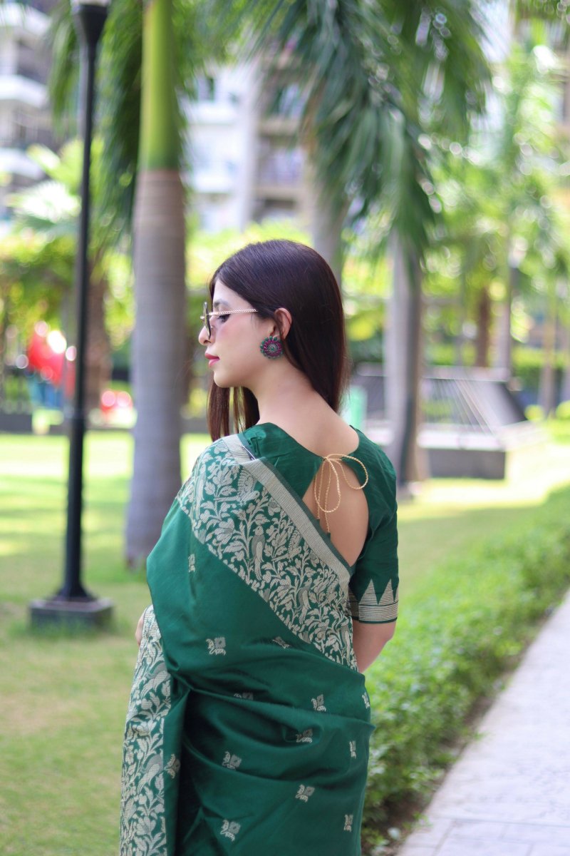 Aastha Fashion Green Woven Handloom Raw Silk Saree with Blouse - Distacart