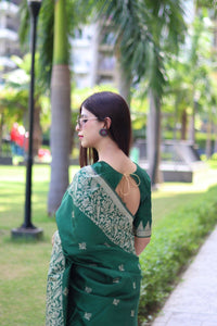 Thumbnail for Aastha Fashion Green Woven Handloom Raw Silk Saree with Blouse - Distacart