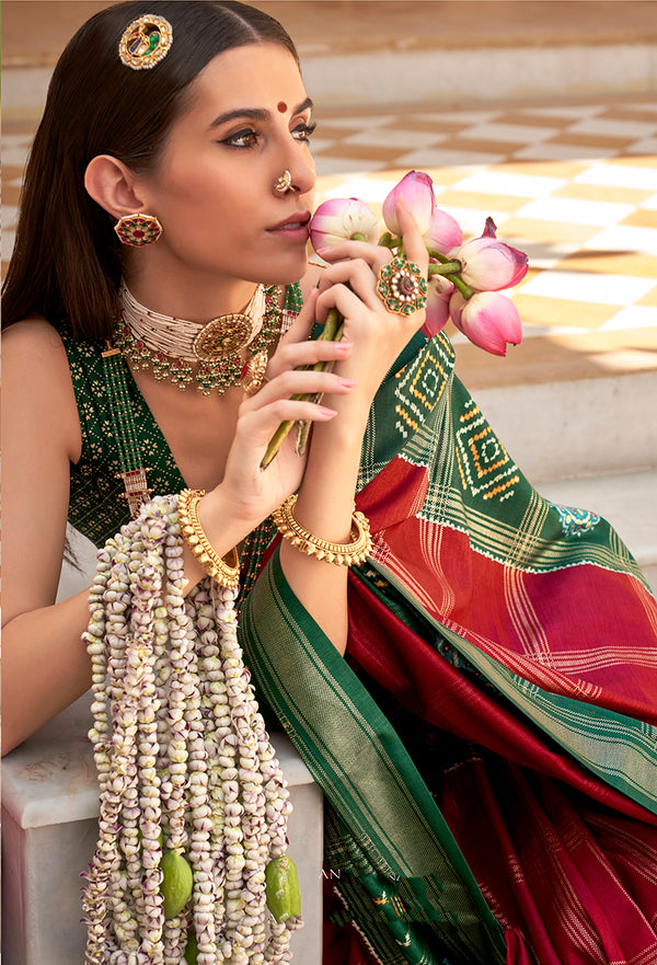 Monjolika Fashion Silk Dark Green Patola Foil Print Classic Saree