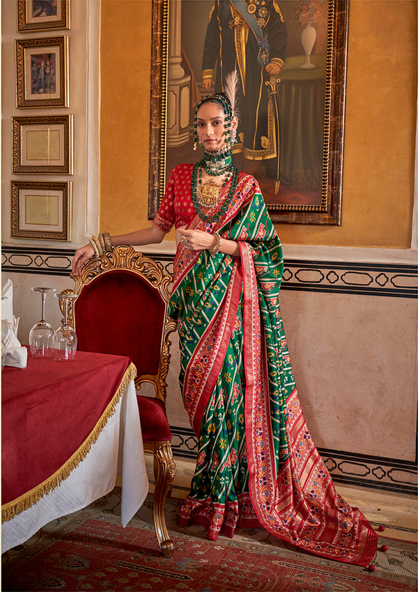 Monjolika Fashion Green Patola Print Festival Contemporary Saree