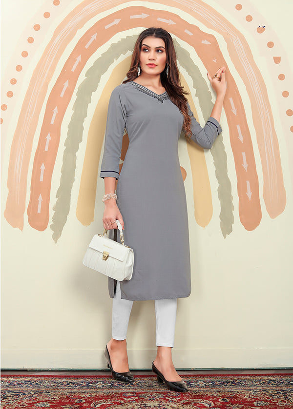 Monjolika Fashion Grey Maaza Cotton Hand Work With Pocket Kurti