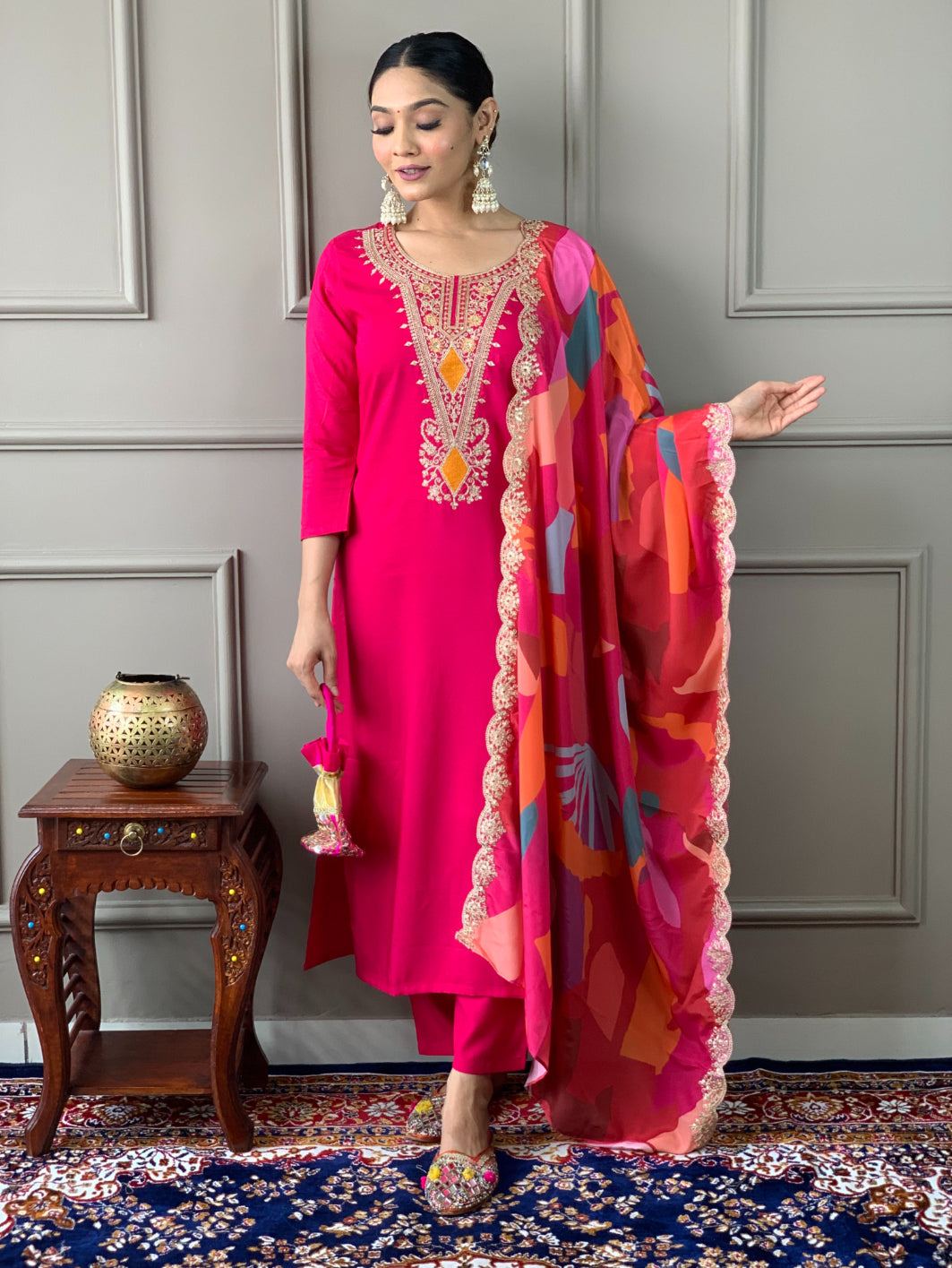 Lyush Women's Round Neck Work Viscose Silk Fabric Kurta Pant With Dupatta Set - Red