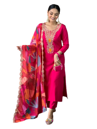 Thumbnail for Lyush Women's Round Neck Work Viscose Silk Fabric Kurta Pant With Dupatta Set - Red