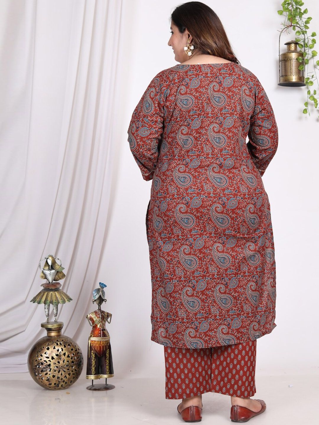 Swasti Paisley Printed Regular Gotta Patti Pure Cotton Kurta with Trousers & With Dupatta