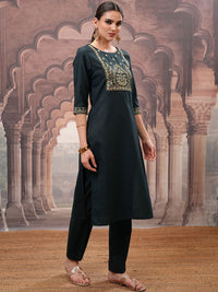 Thumbnail for Vishudh Green Embroidered Straight Kurta with Trouser & Dupatta