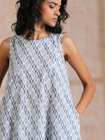 Thumbnail for trueBrowns Multi Grey On Grey Ikat Print Cotton High-Low Co-Ord Set - Distacart