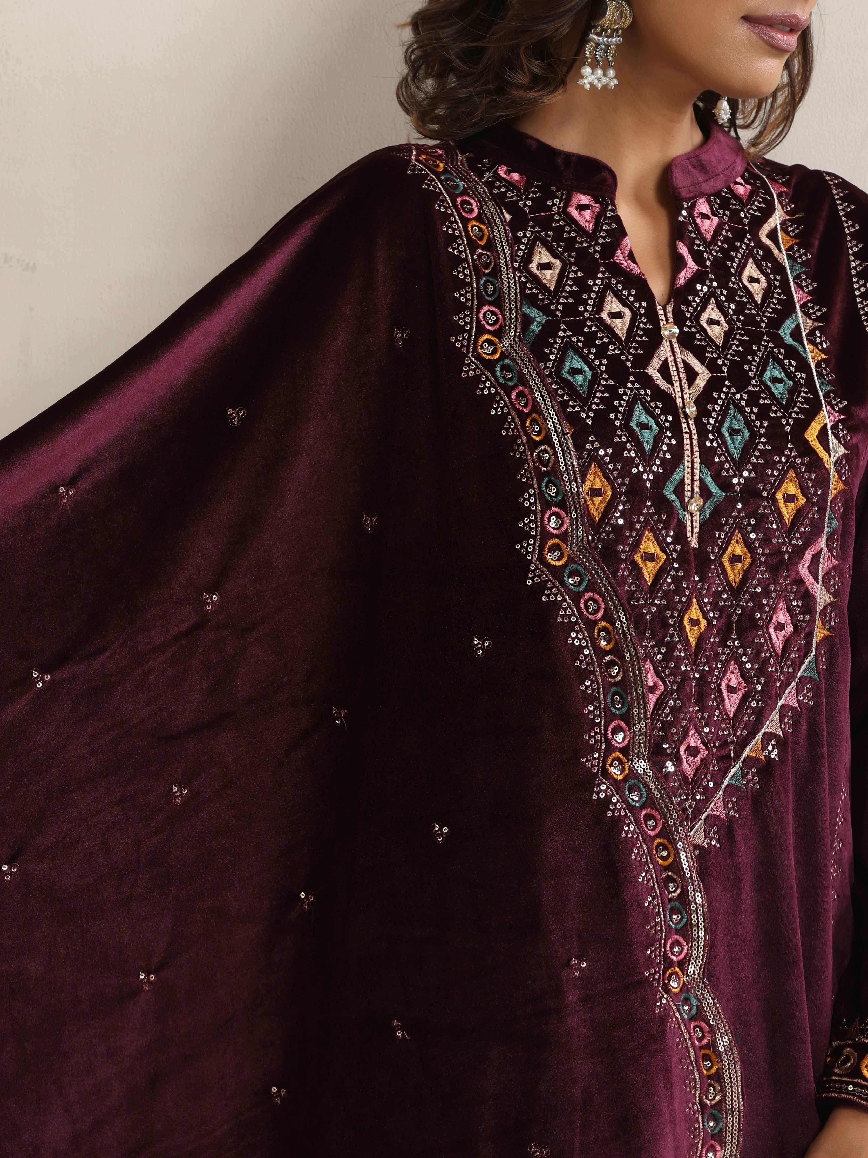 trueBrowns Purple Velvet Geometric Embroidered Kurta Pant Dupatta Set - Distacart