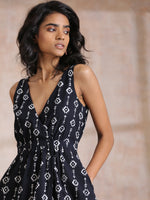 Thumbnail for trueBrowns Black White Geometric Print Cotton Sleeveless Wrap Dress - Distacart