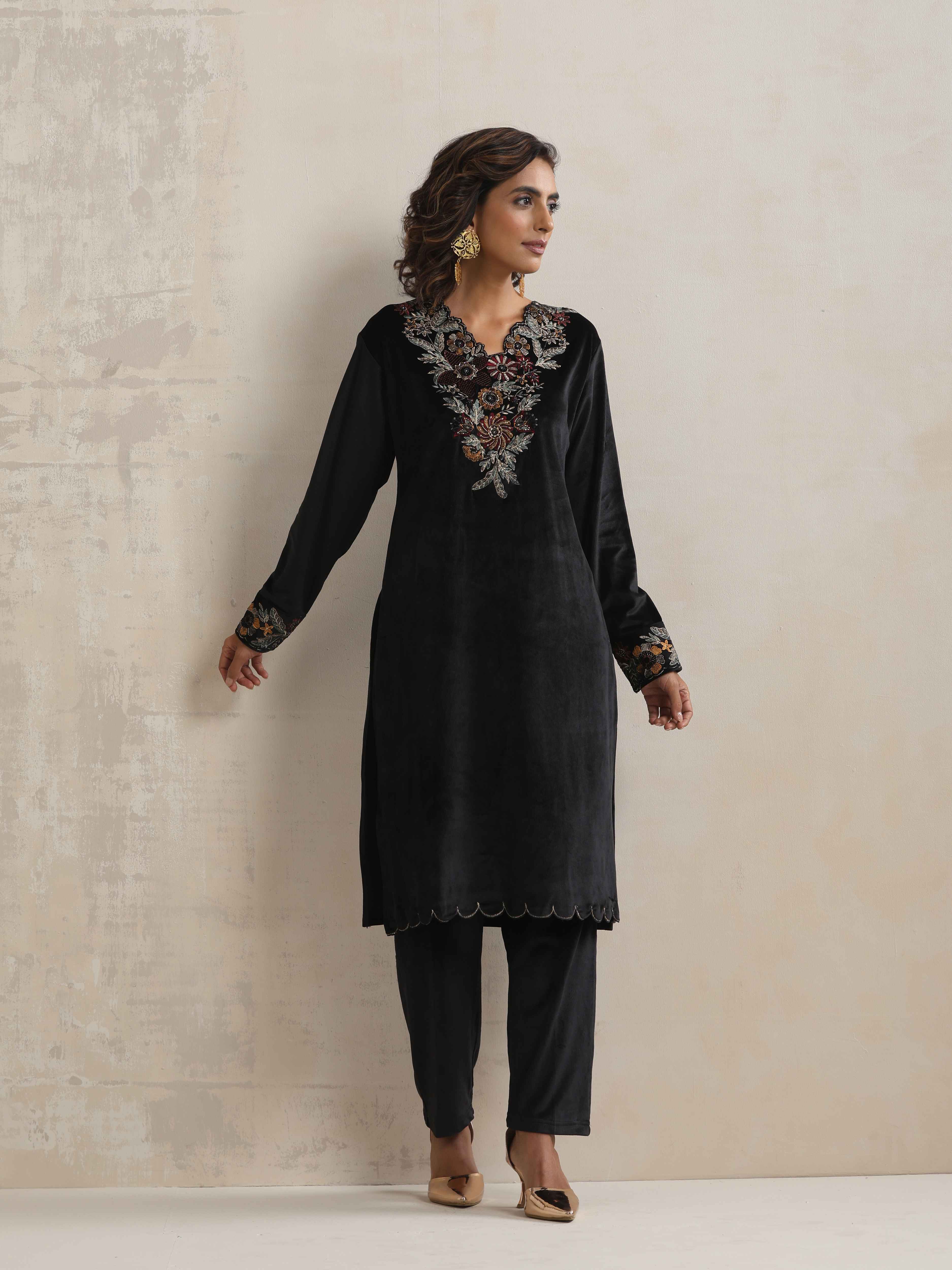 trueBrowns Black Velvet Floral Embroidered Kurta Pant Dupatta Set - Distacart