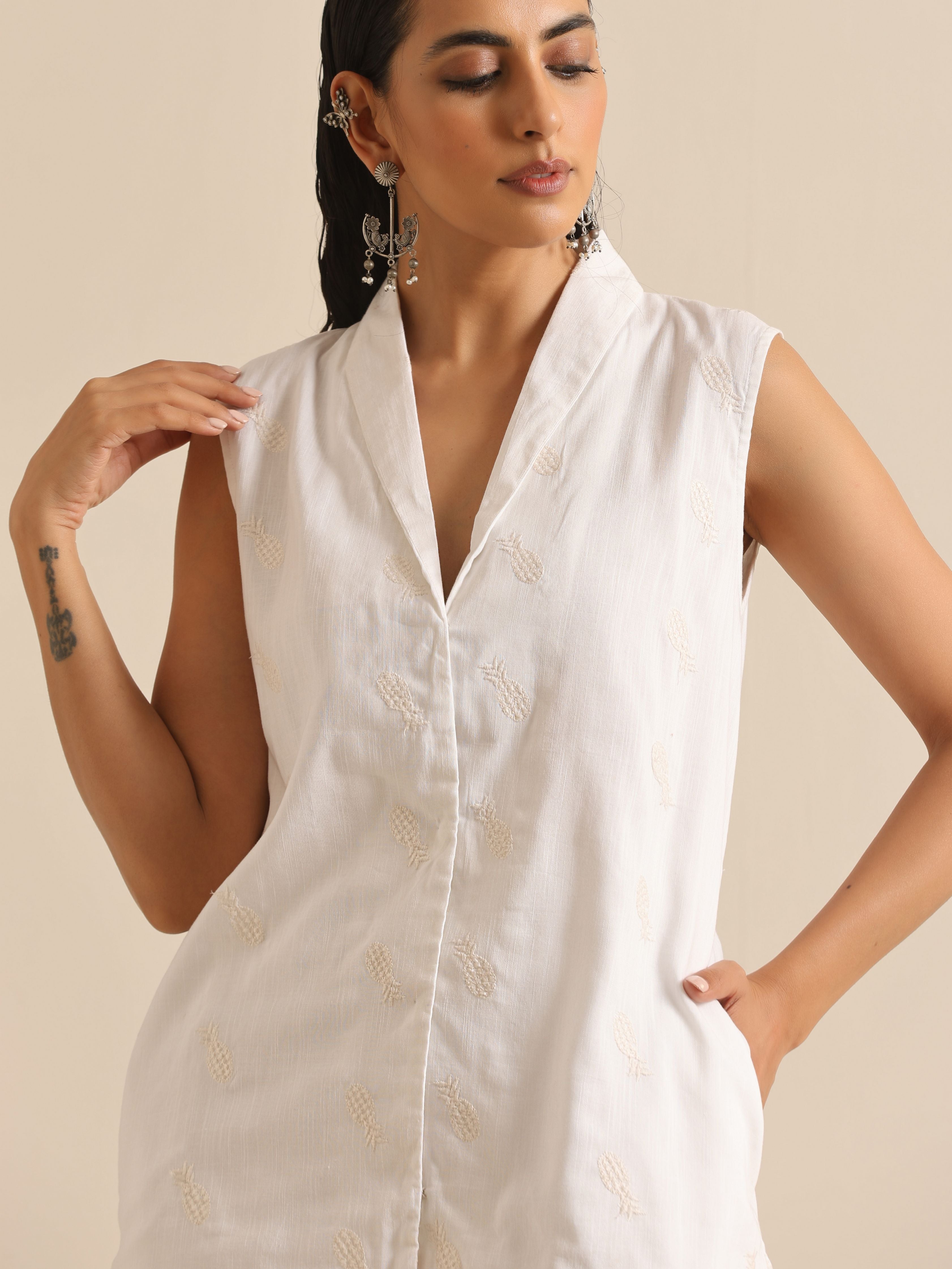 trueBrowns White Pineapple Sleeveless Jacket Pant Set - Distacart