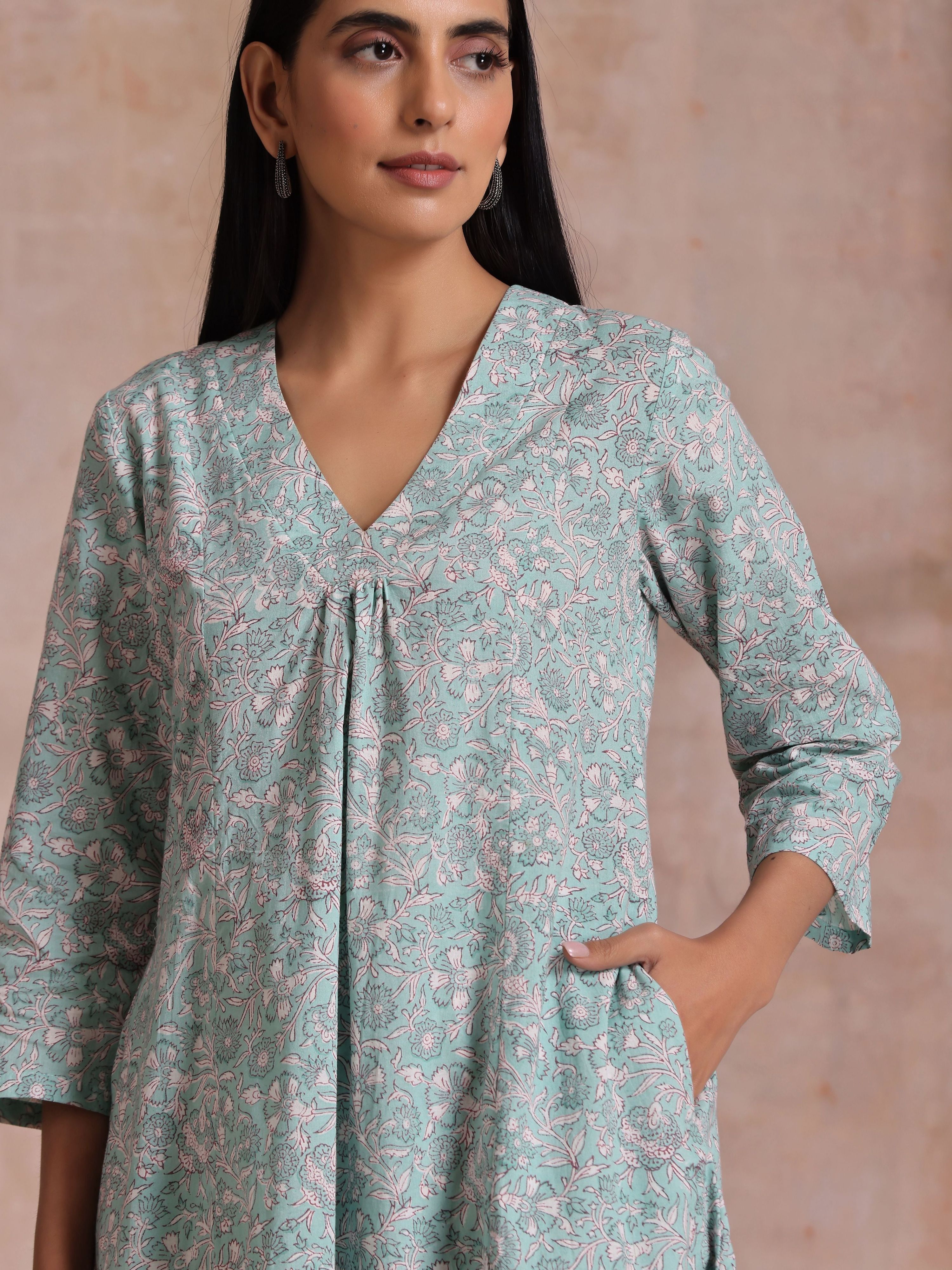 trueBrowns Tiffany Blue Floral Block Print Cotton Front Neck Gathered Kurta Pant Set - Distacart