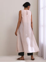 Thumbnail for trueBrowns Pink Slub Sleeveless Kurta Pant Set - Distacart