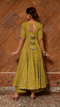 Thumbnail for Pomcha Jaipur Bandhej Mehndhi Green Cotton Anarkali Set - Distacart