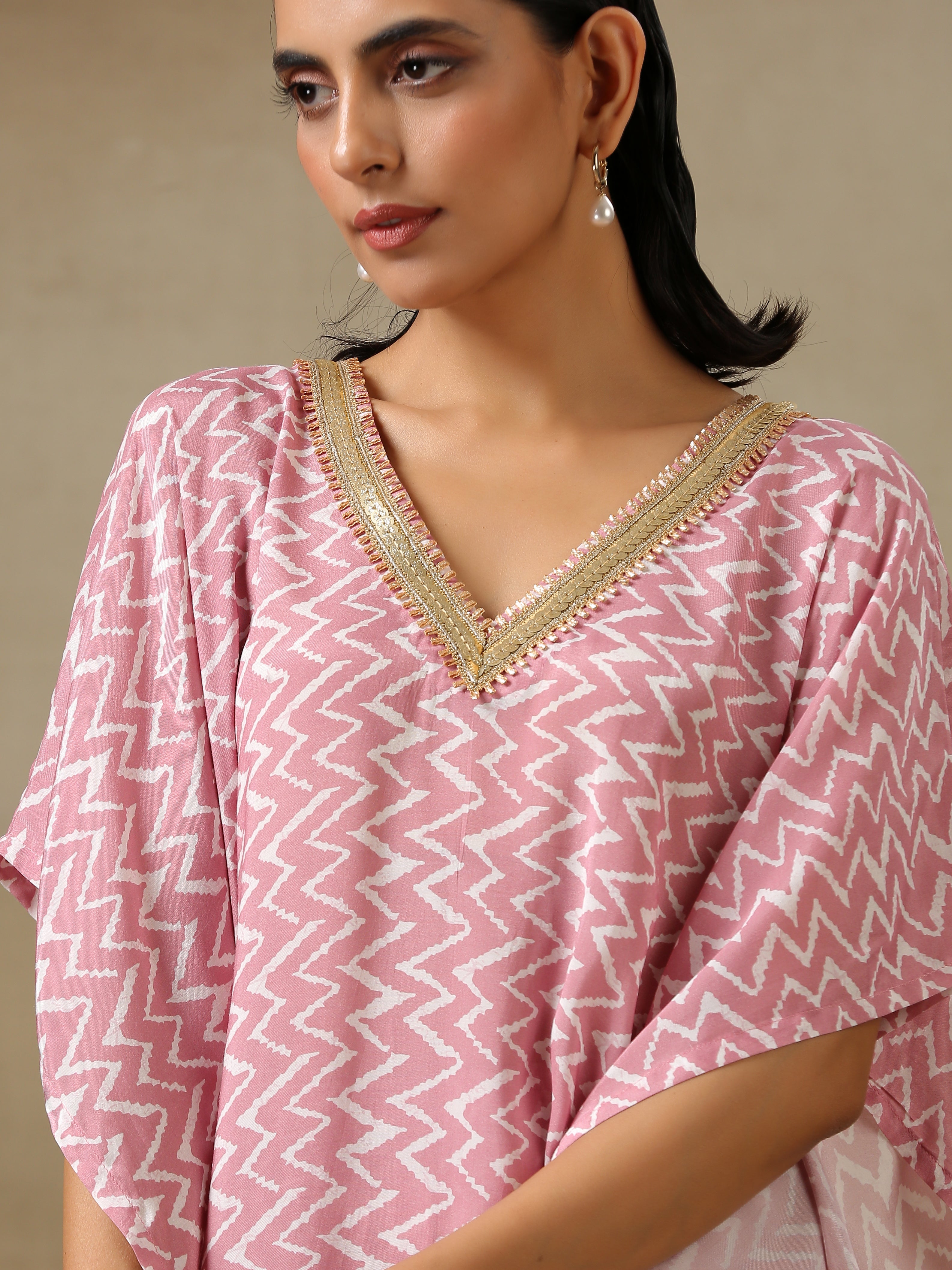 trueBrowns Light Mauve Bandhani Printed Silk Kaftan Kurta Pant Set - Distacart