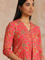 Thumbnail for trueBrowns Flamingo Pink Overall Floral Block Print Cotton Slit Kurta Pant Set - Distacart