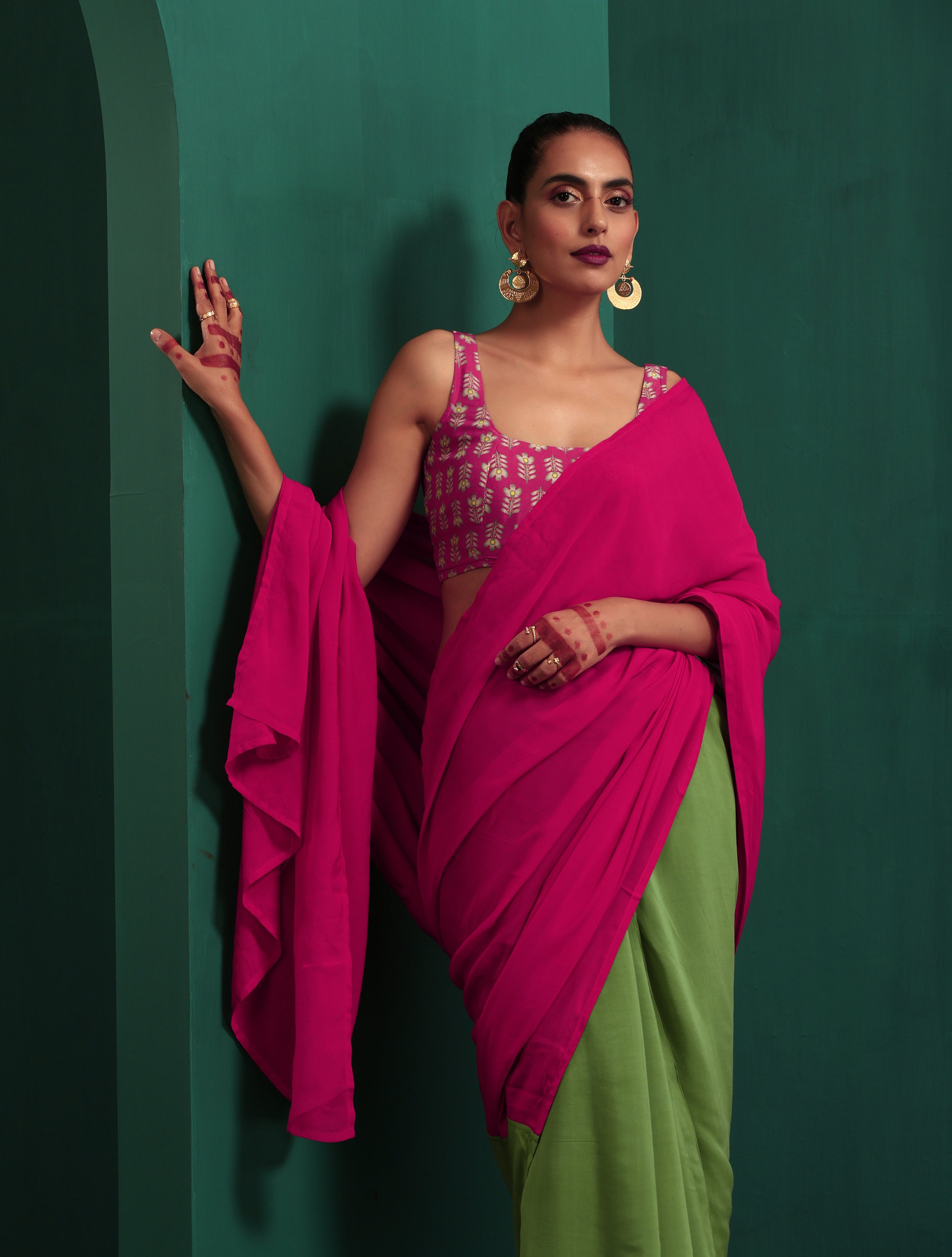 trueBrowns Pink Muslin Silk Leaf Printed Scoop Neck Sleeveless Blouse - Distacart