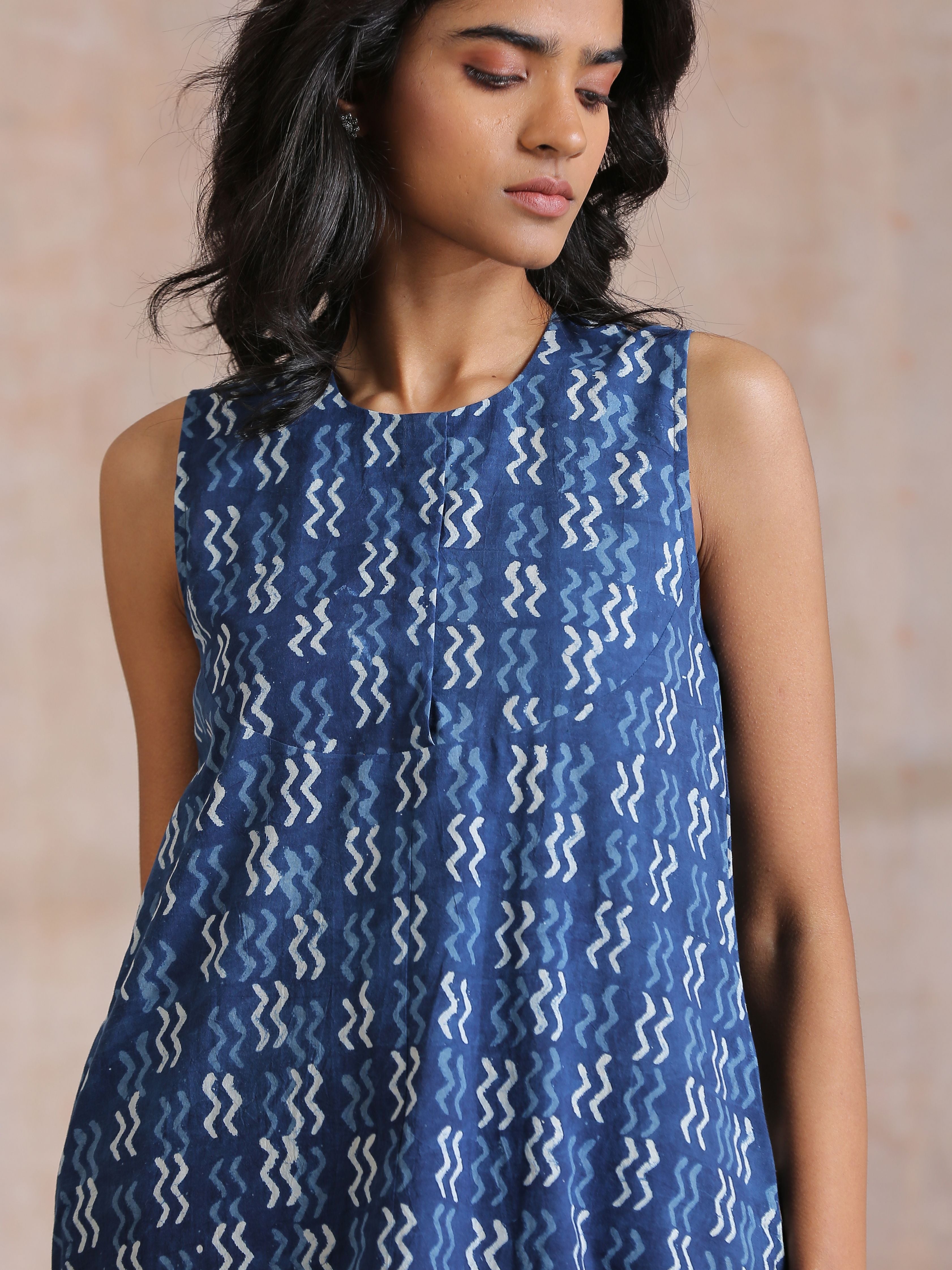 trueBrowns Indigo Dabu Zig-Zag Motifs Print Cotton Sleeveless Co-Ord Set - Distacart