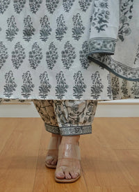 Thumbnail for NOZ2TOZ Women White Printed Viscose Rayon Kurta And Pant Set