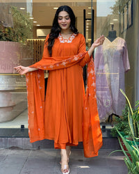 Thumbnail for Lyush Women's V Neck Work Silk Chiffon Fabric Kurta Pant With Dupatta Set - Orange