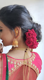 Thumbnail for Red Rose Gajra