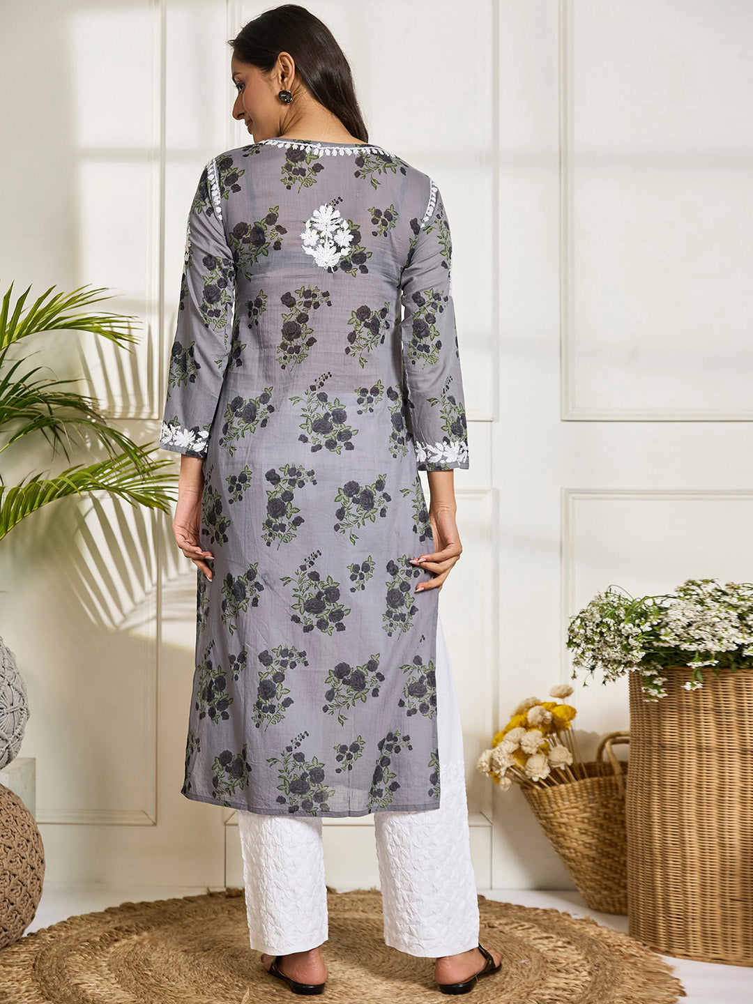 HOUSE OF KARI Floral Embroidered Chikankari Cotton Straight Kurta - Distacart