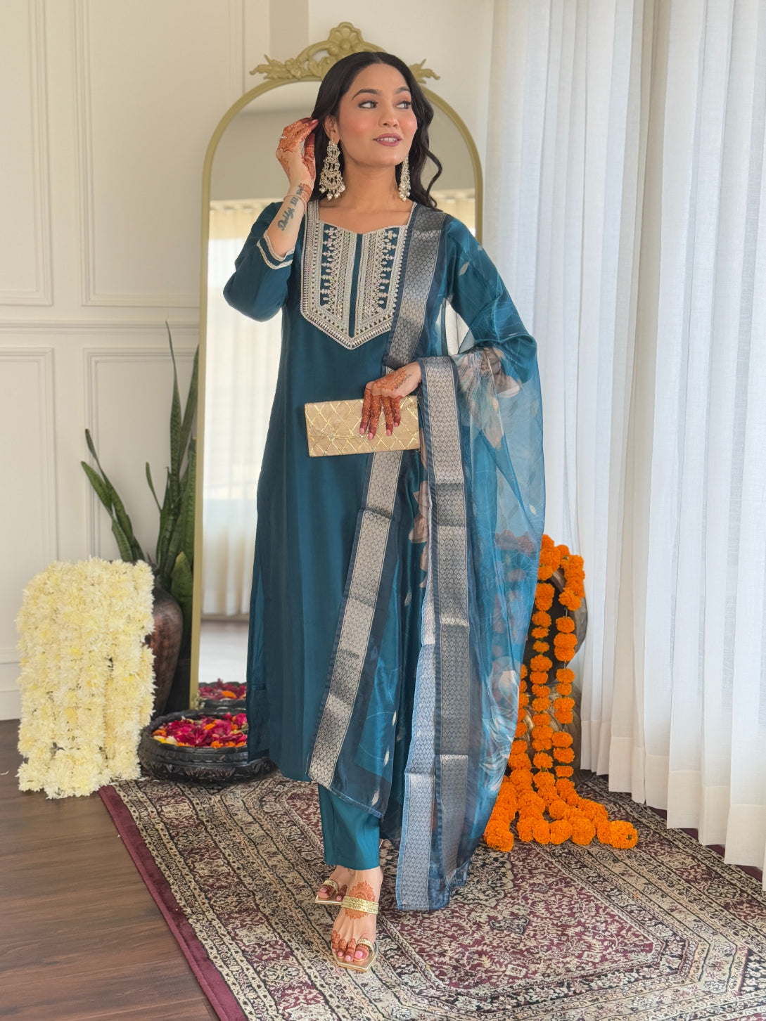 Lyush Women's Sweetheart Neck Embroidered Work Bsy Viscose Fabric Kurta & Pant With Dupatta Set - Teal