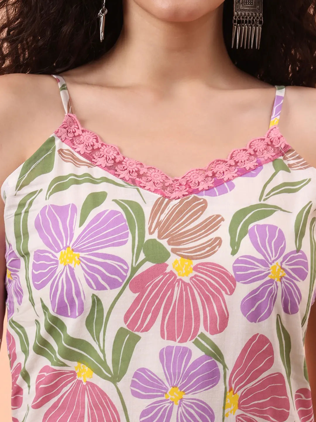 Yufta White And Purple Floral Print Lace Work Straight Kurta Trouser Dupatta Set - Distacart