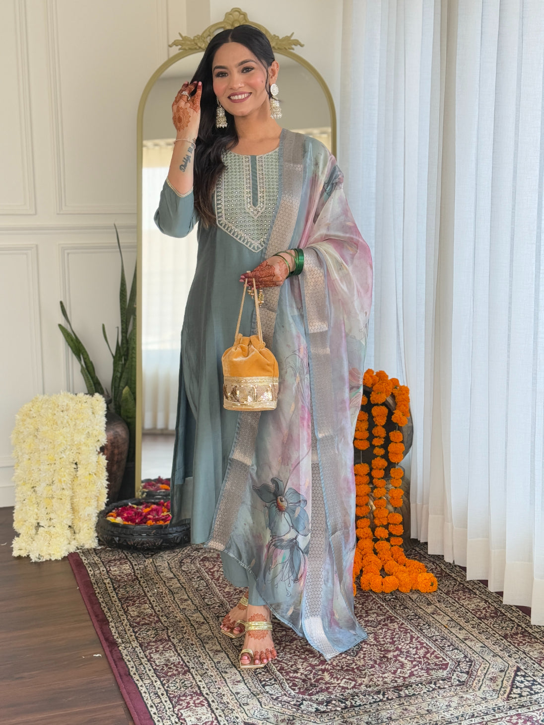 Lyush Women's Round Neck Embroidered Work Bsy Viscose Fabric Kurta & Pant With Dupatta Set - Pista