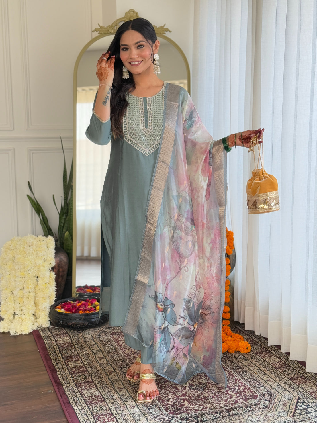 Lyush Women's Round Neck Embroidered Work Bsy Viscose Fabric Kurta & Pant With Dupatta Set - Pista