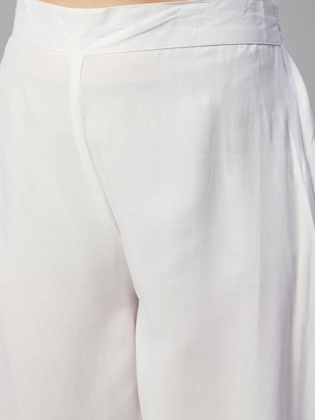 InWeave White Strappy Set - Green Organza Dupatta - Distacart