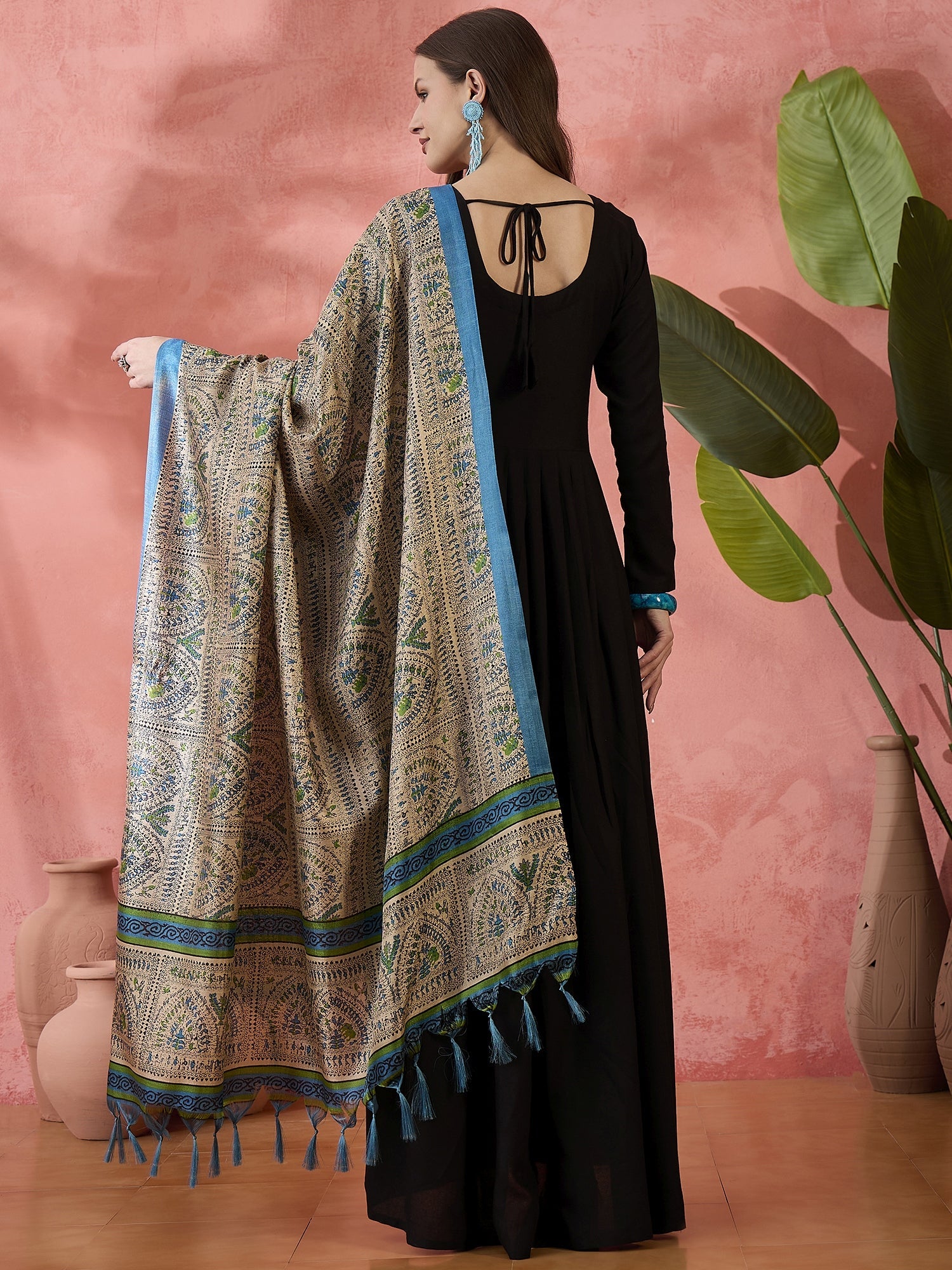 InWeave Black Sweetheart Kurta With Dupatta - Distacart