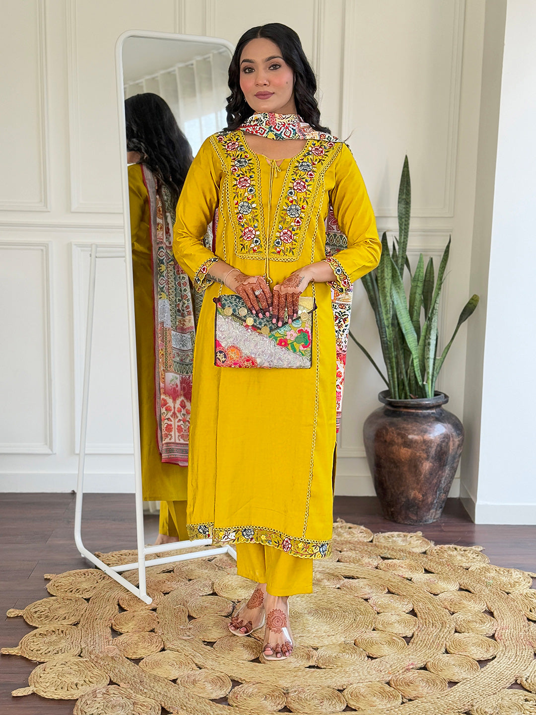 The52 Beautiful Women's Thread work Viscose Fabric Straight Kurta, Pant and Dupatta Set